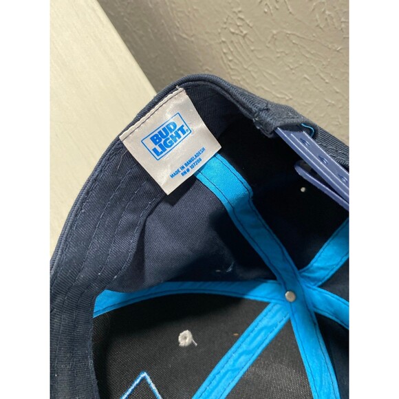 Bud Light cap - Picture 3 of 4